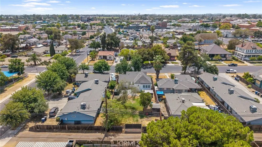 224 E 10th Hanford, CA 93230