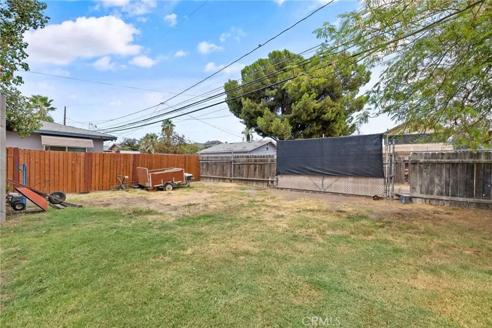 224 E 10th Hanford, CA 93230