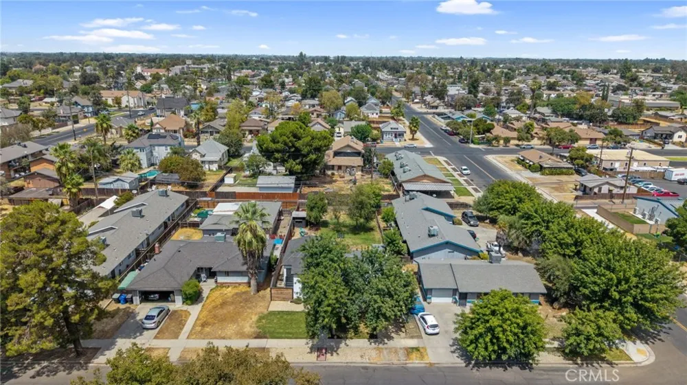 224 E 10th Hanford, CA 93230