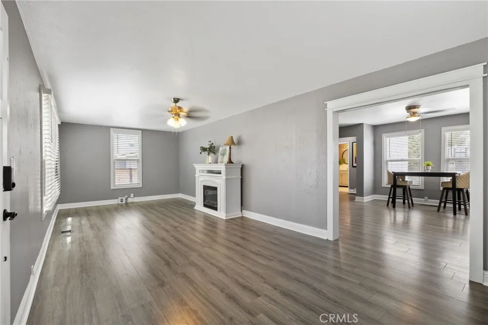 224 E 10th Hanford, CA 93230