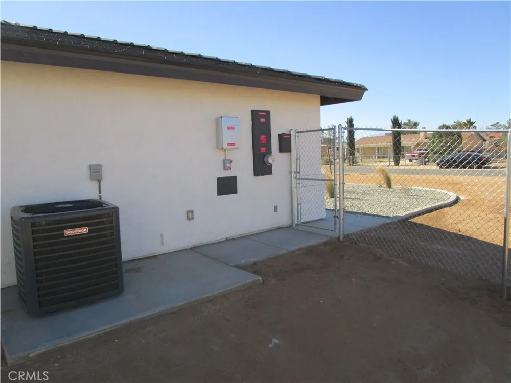 15029 Temecula Apple Valley, CA 92307