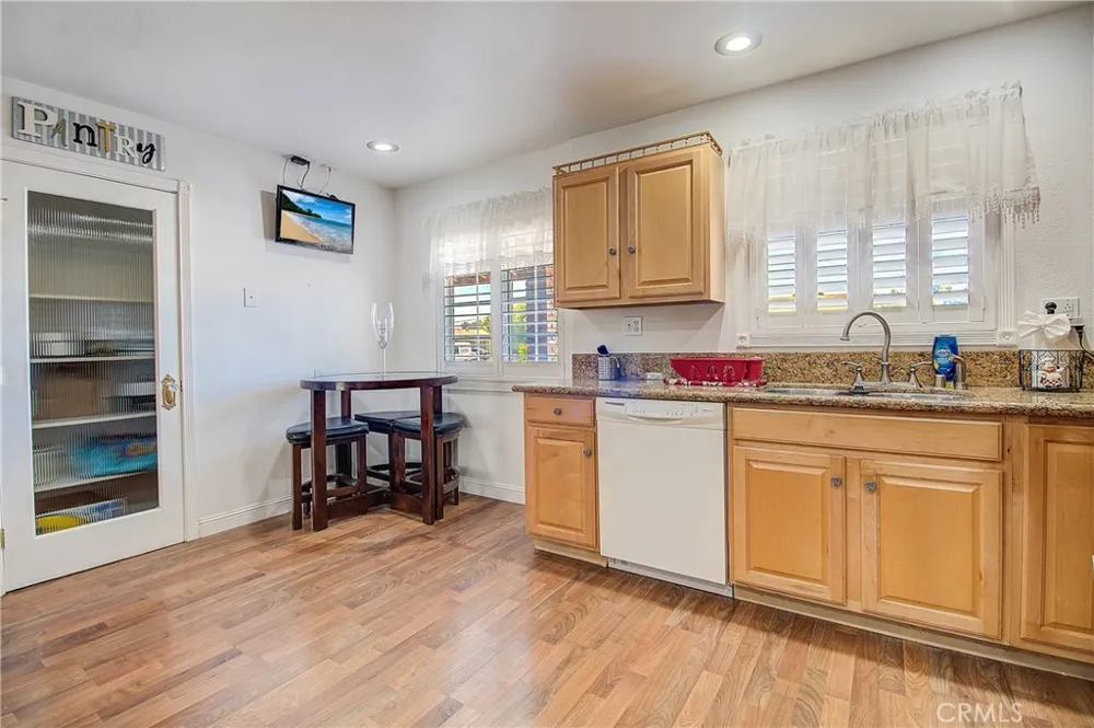 25890 Interlechen Drive Sun City, CA 92586