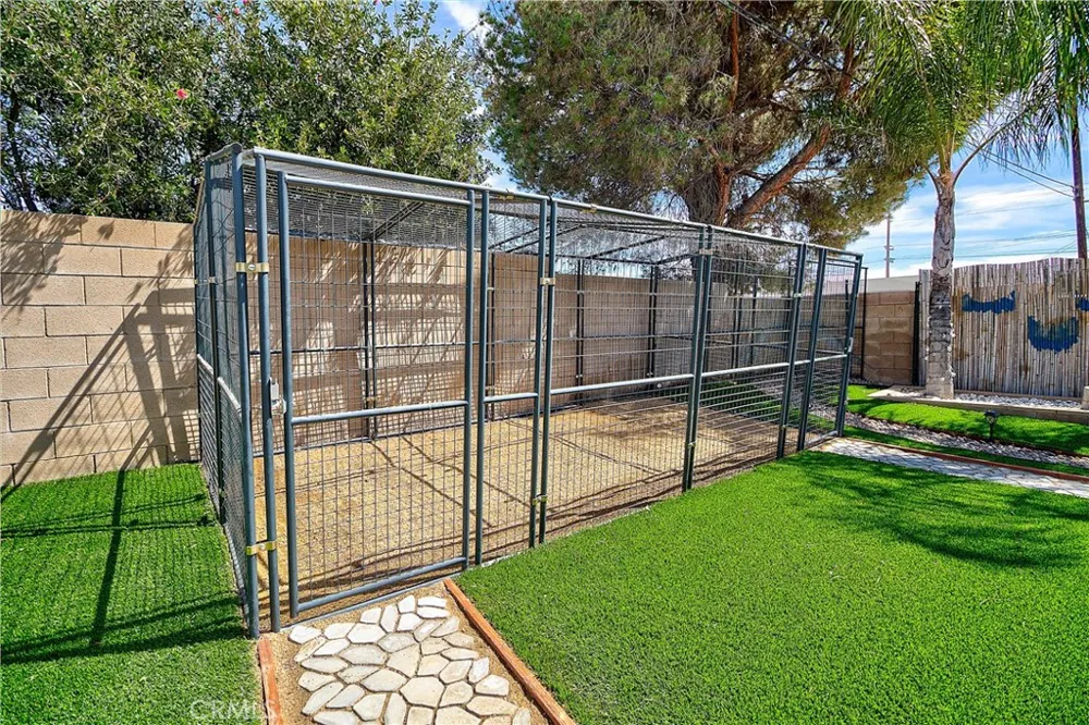 25890 Interlechen Drive Sun City, CA 92586