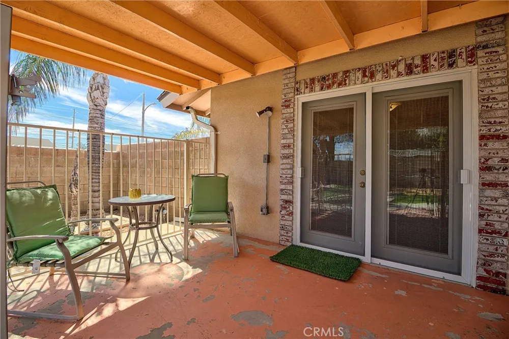 25890 Interlechen Drive Sun City, CA 92586