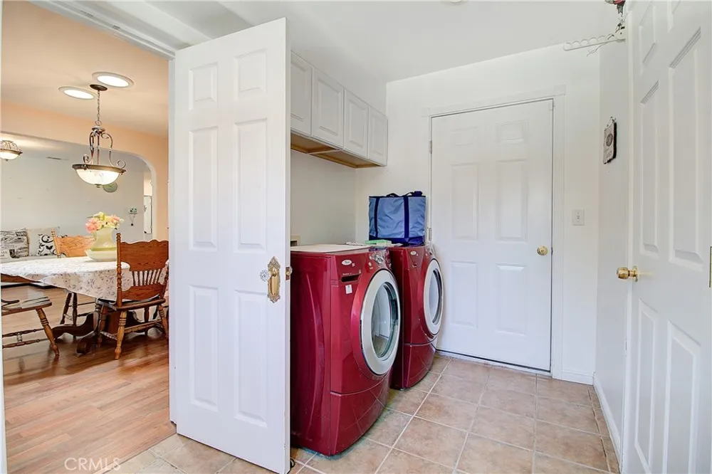 25890 Interlechen Drive Sun City, CA 92586