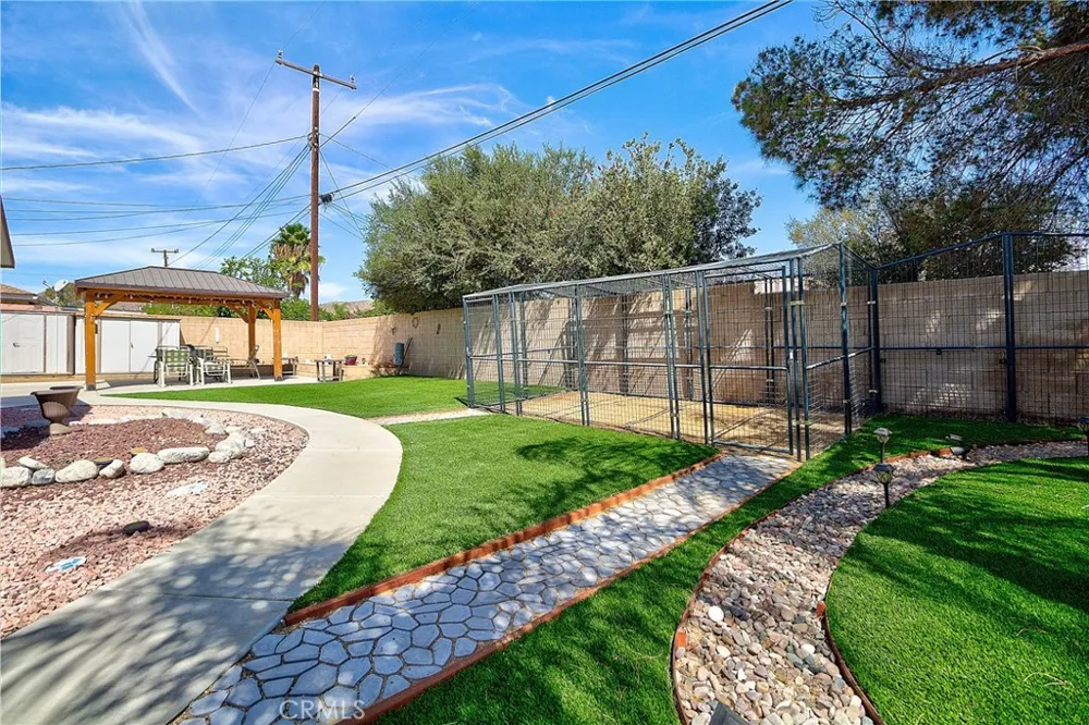 25890 Interlechen Drive Sun City, CA 92586