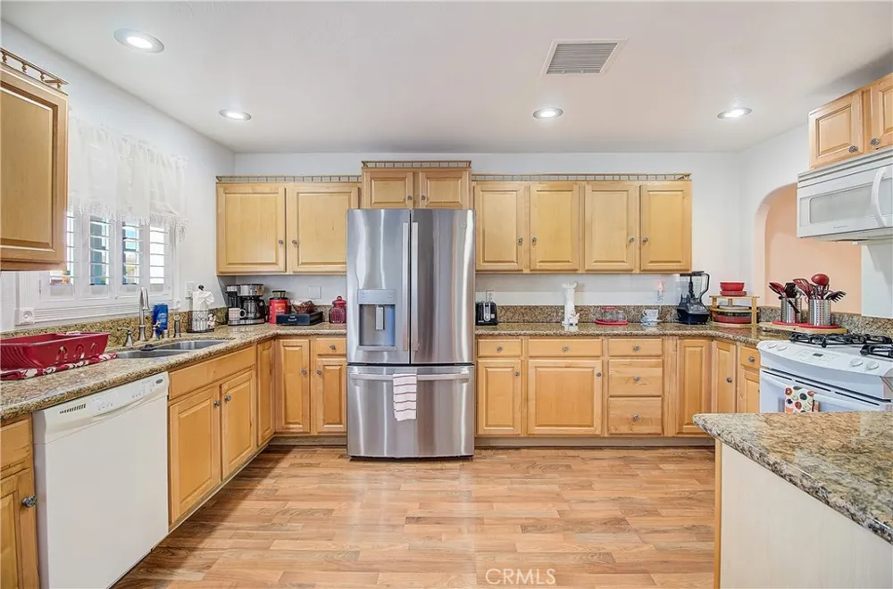 25890 Interlechen Drive Sun City, CA 92586