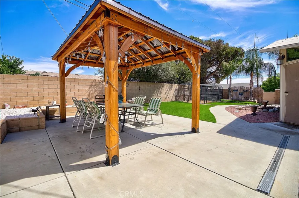 25890 Interlechen Drive Sun City, CA 92586