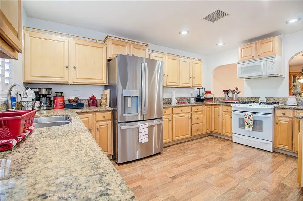 25890 Interlechen Drive Sun City, CA 92586