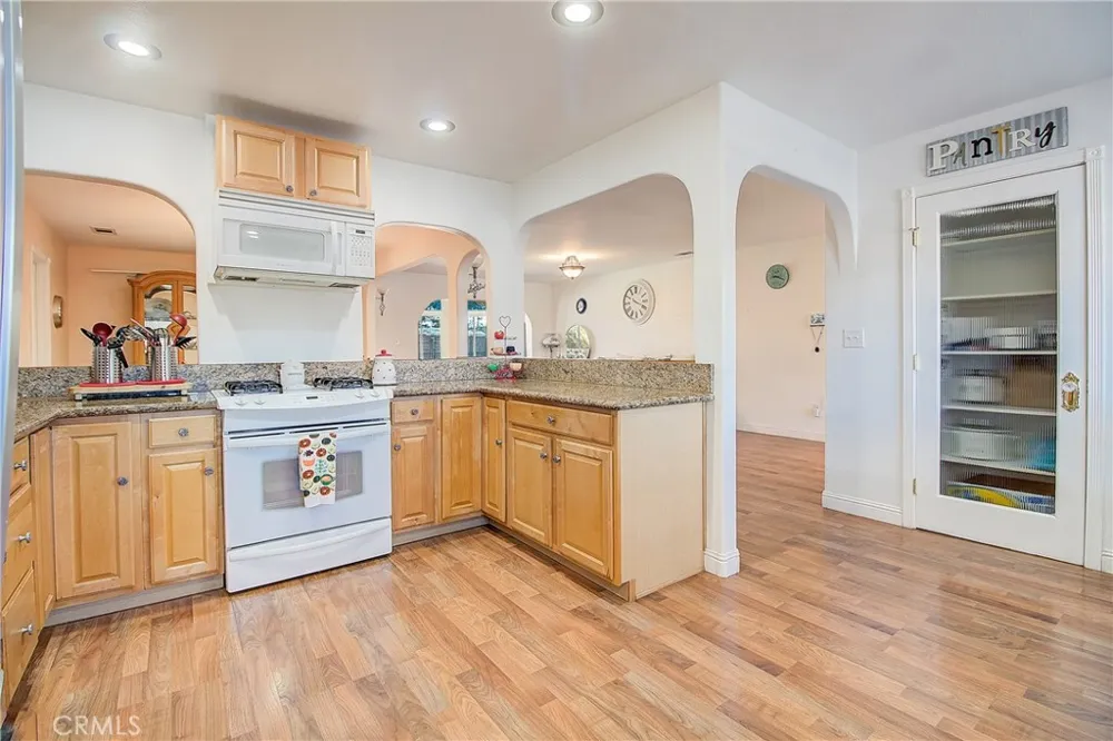 25890 Interlechen Drive Sun City, CA 92586