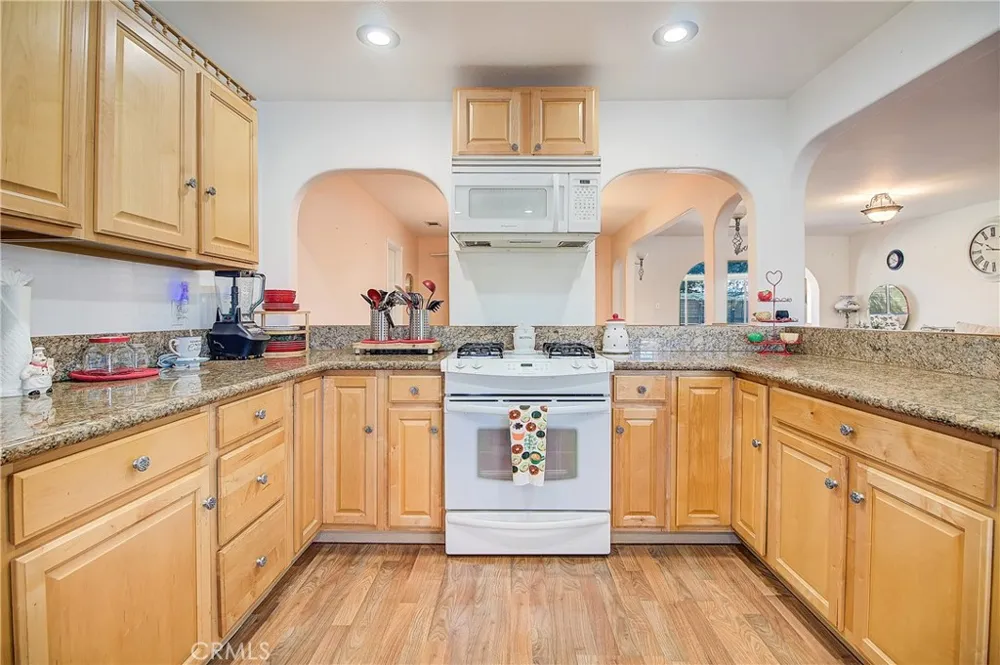 25890 Interlechen Drive Sun City, CA 92586