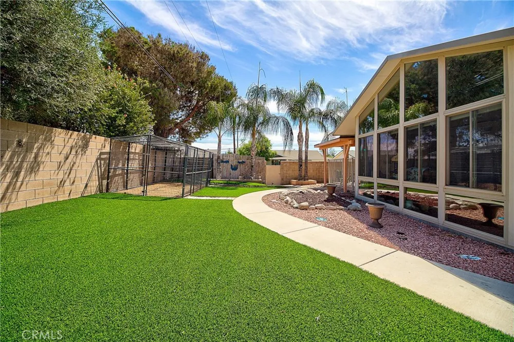 25890 Interlechen Drive Sun City, CA 92586