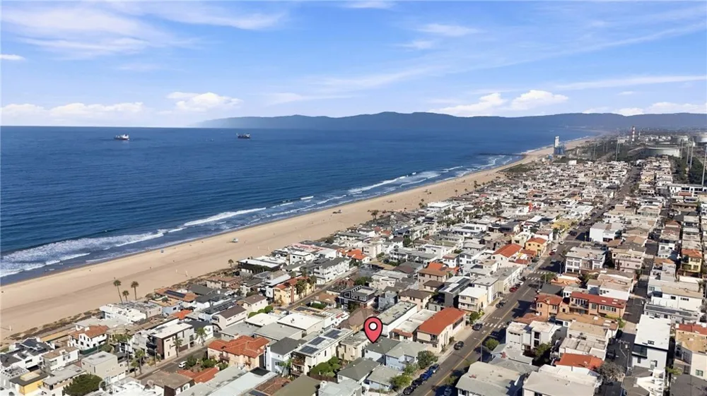 229 31st Street Manhattan Beach, CA 90266