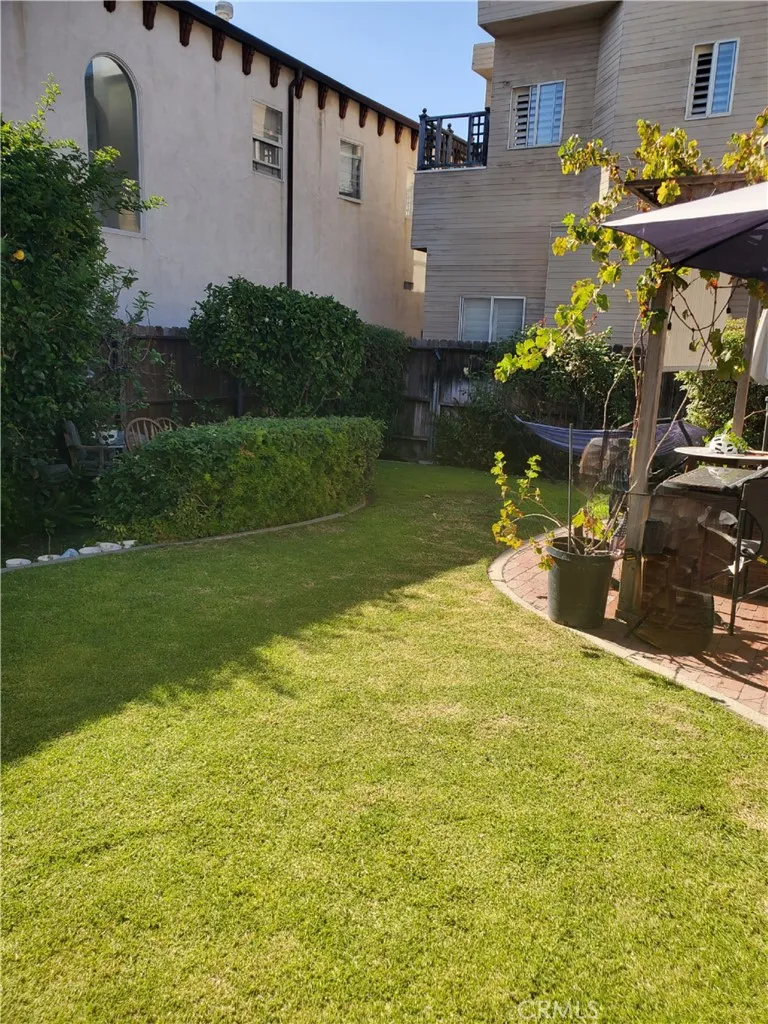 229 31st Street Manhattan Beach, CA 90266