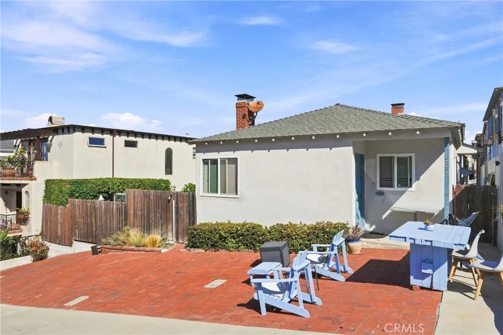 229 31st Street Manhattan Beach, CA 90266