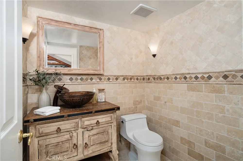 6497 Country Club Drive La Verne, CA 91750