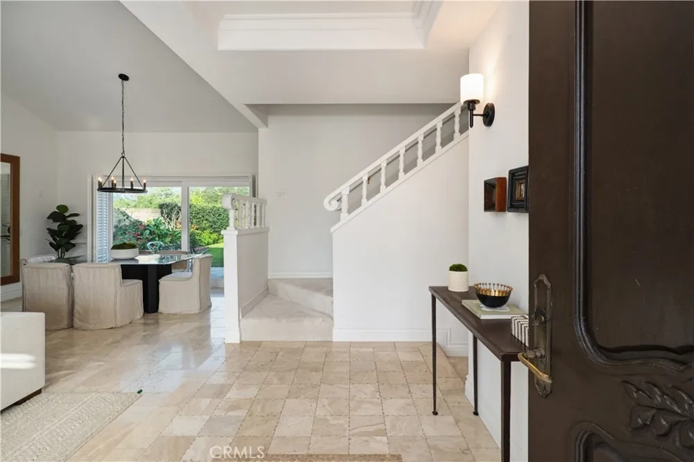 6497 Country Club Drive La Verne, CA 91750