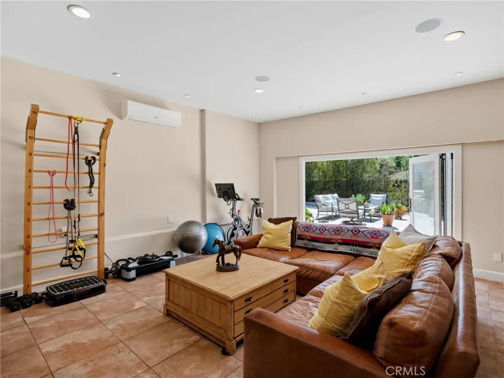 436 Via Media Palos Verdes Estates, CA 90274