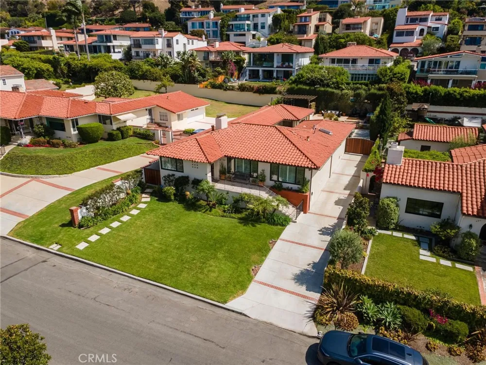 436 Via Media Palos Verdes Estates, CA 90274