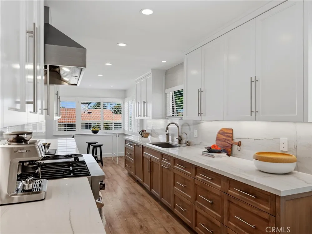 436 Via Media Palos Verdes Estates, CA 90274