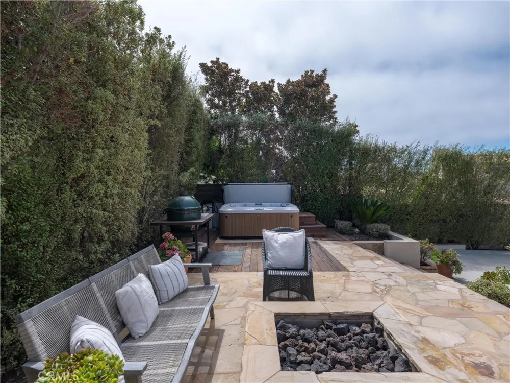 436 Via Media Palos Verdes Estates, CA 90274