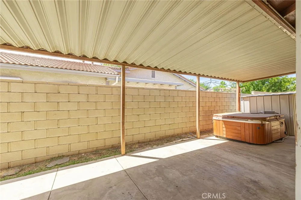 43729 La Paz Lancaster, CA 93535