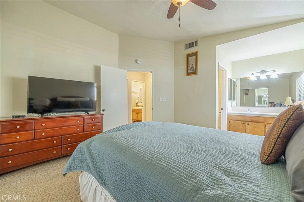 43729 La Paz Lancaster, CA 93535