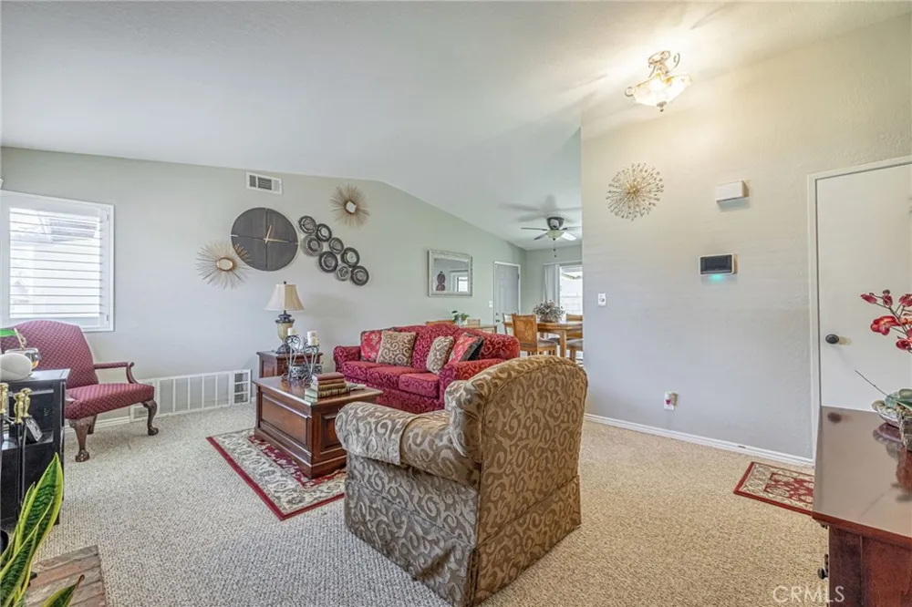 43729 La Paz Lancaster, CA 93535