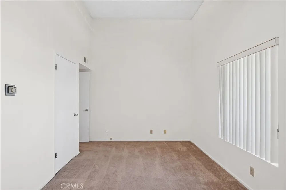 18645 Hatteras St #234 Tarzana, CA 91356