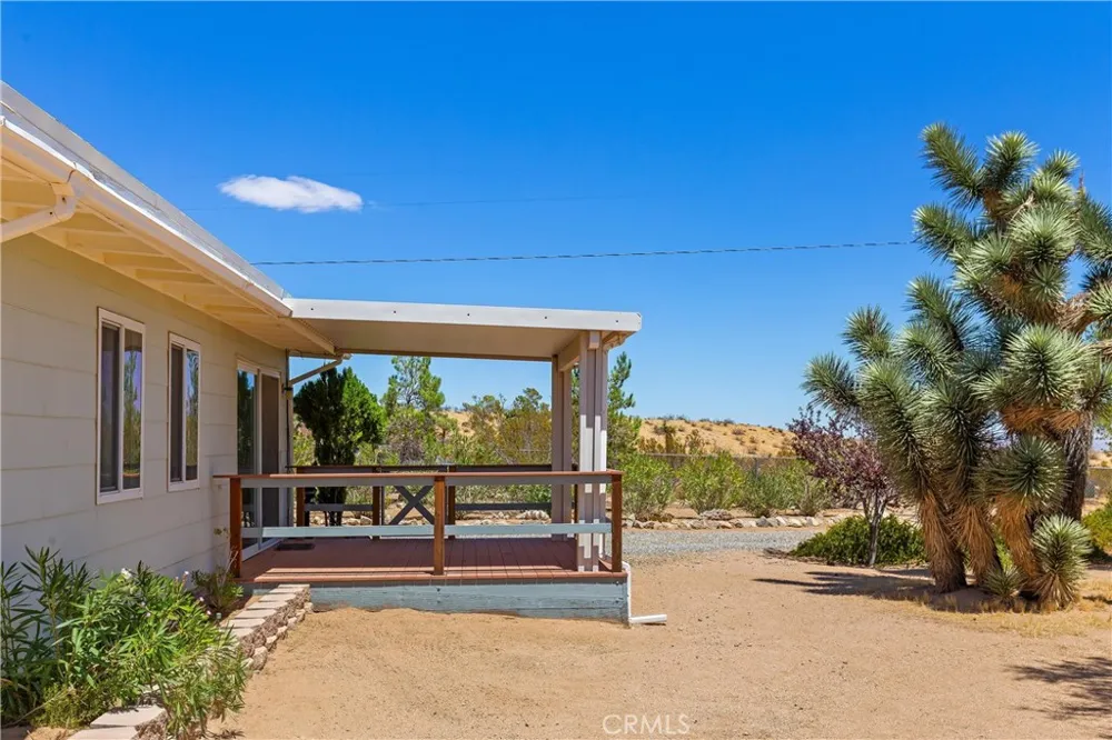 56713 Lowe Yucca Valley, CA 92284
