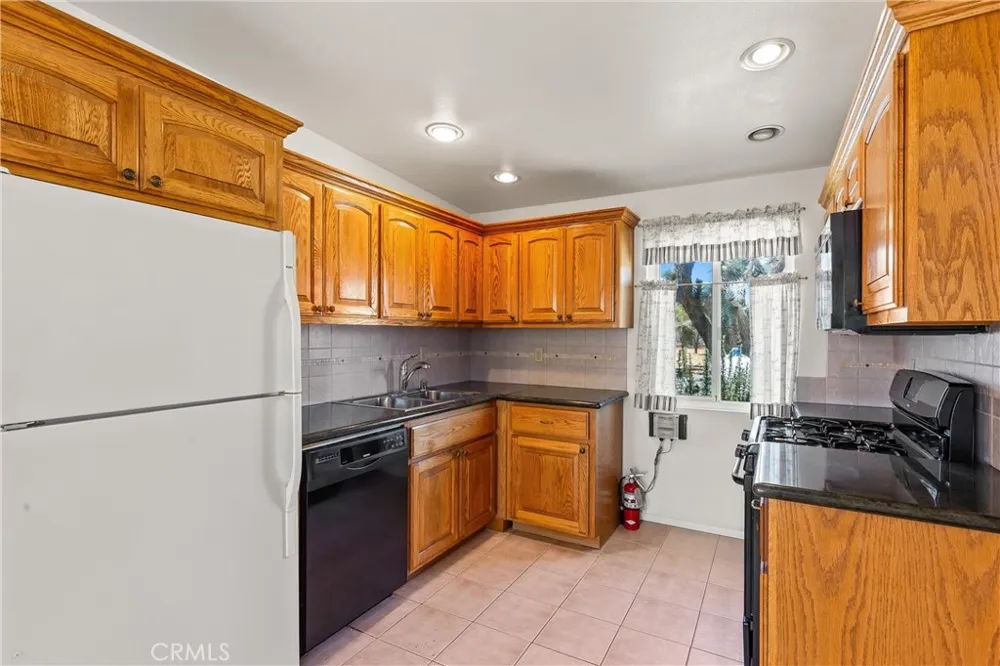 56713 Lowe Yucca Valley, CA 92284