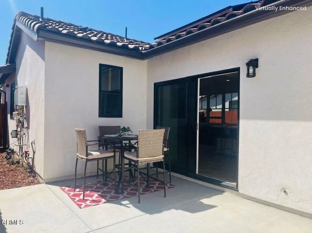 1131 W 2nd Street Oxnard, CA 93030