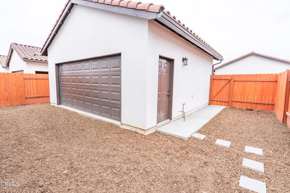1141 W 2nd Street Oxnard, CA 93030