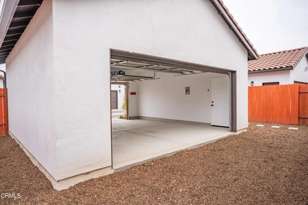 1141 W 2nd Street Oxnard, CA 93030