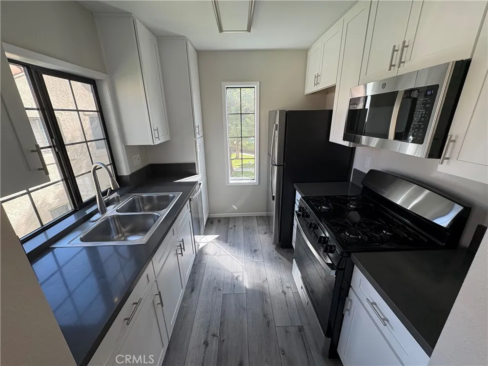 2554 Olive #98 Palmdale, CA 93550