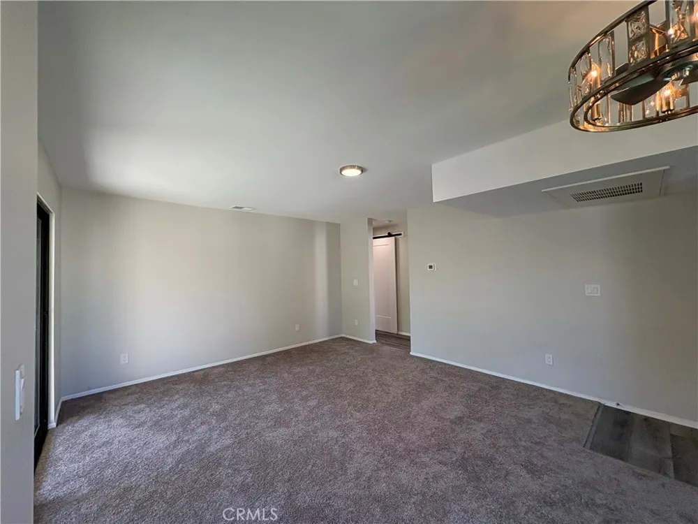 2554 Olive #98 Palmdale, CA 93550