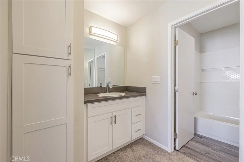2554 Olive #98 Palmdale, CA 93550