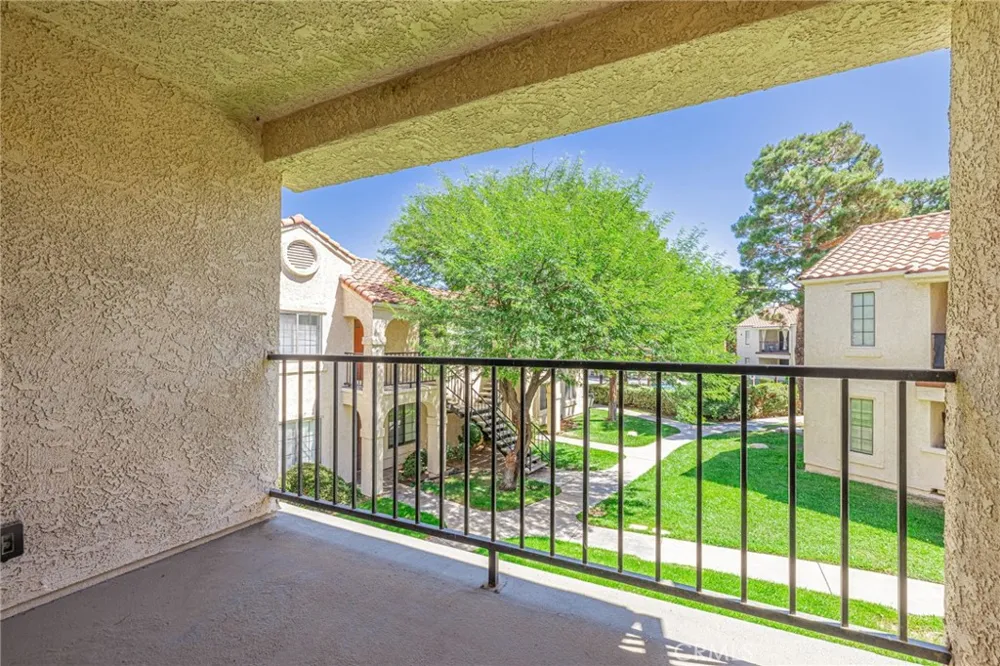 2554 Olive #98 Palmdale, CA 93550