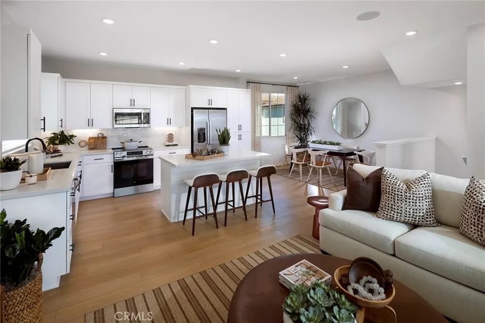 12772 Sazan Drive Eastvale, CA 92880