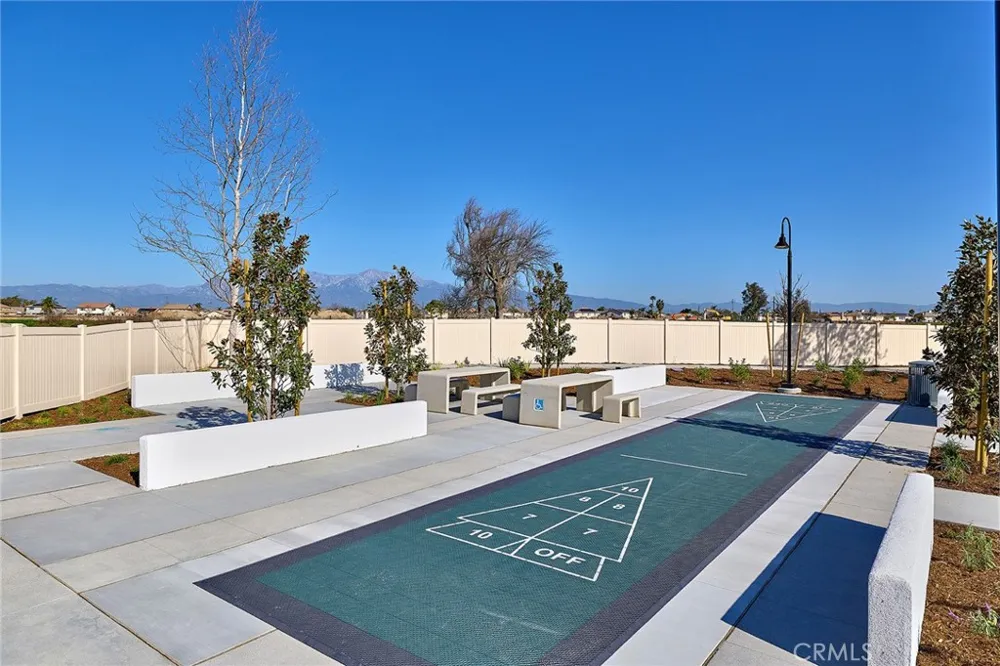 12772 Sazan Drive Eastvale, CA 92880