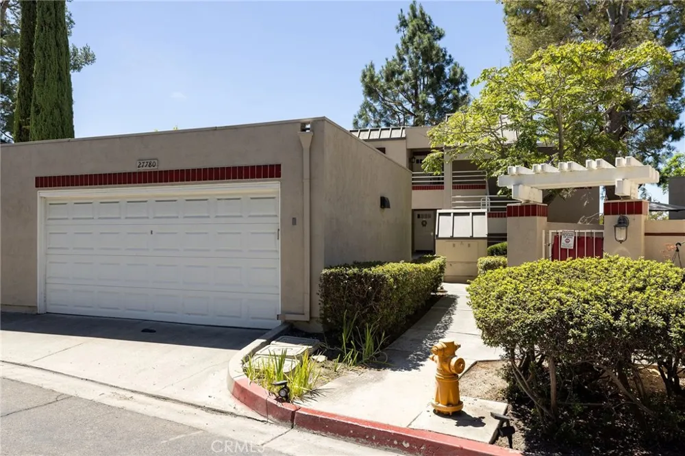 27780 Inverness #23 Mission Viejo, CA 92692