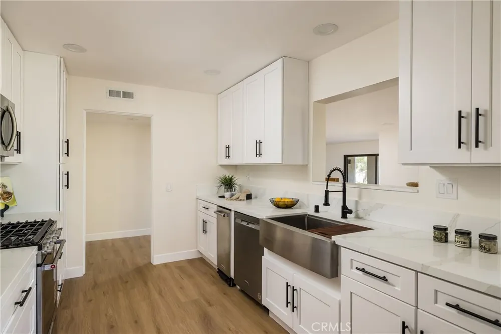 27780 Inverness #23 Mission Viejo, CA 92692