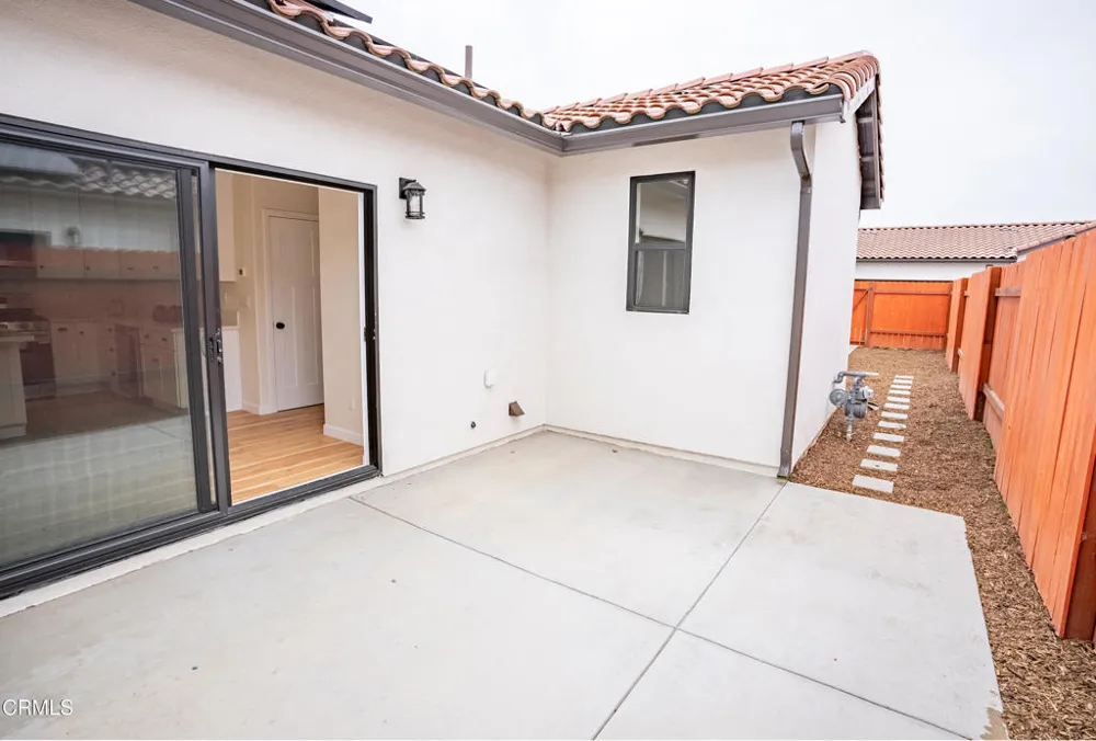 1125 W 2nd Street Oxnard, CA 93030