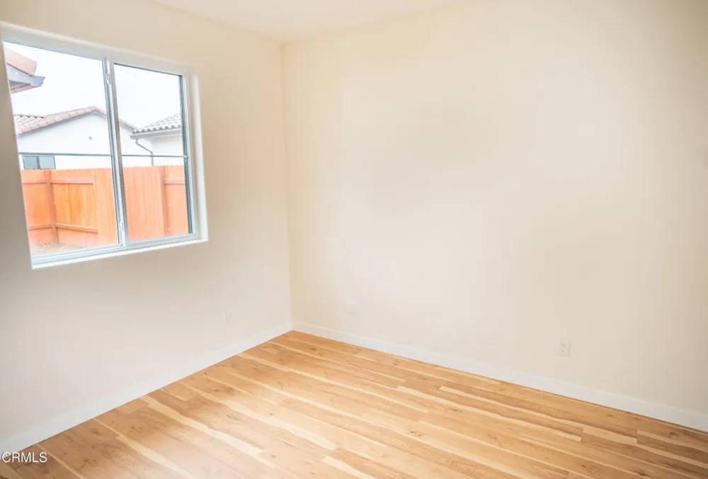 1125 W 2nd Street Oxnard, CA 93030