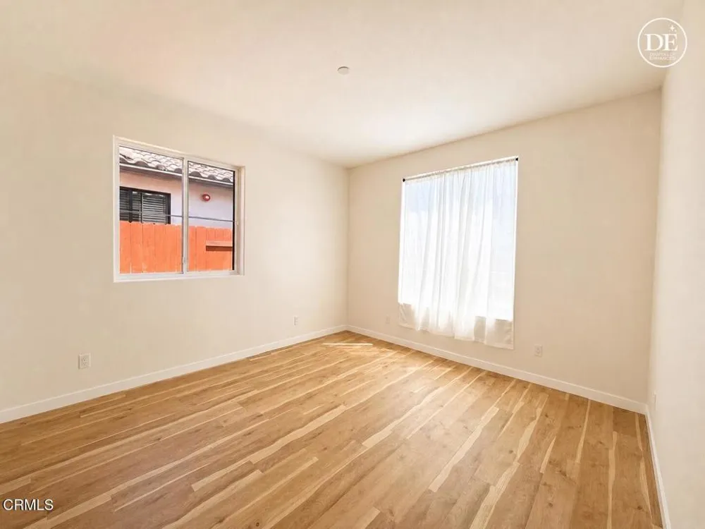 1125 W 2nd Street Oxnard, CA 93030