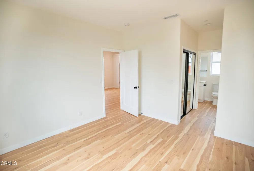 1125 W 2nd Street Oxnard, CA 93030
