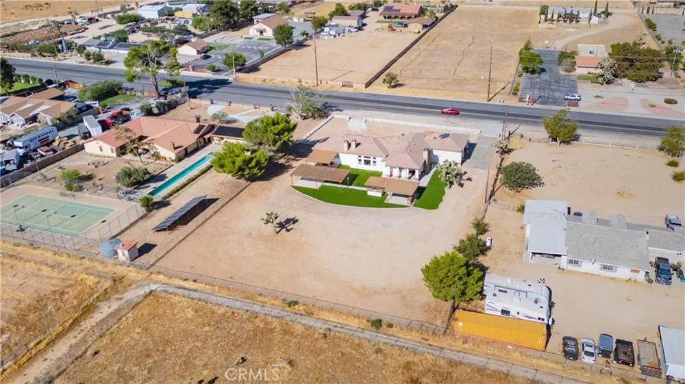 42500 20th W Lancaster, CA 93534