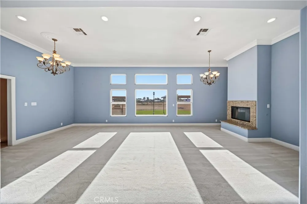 42500 20th W Lancaster, CA 93534