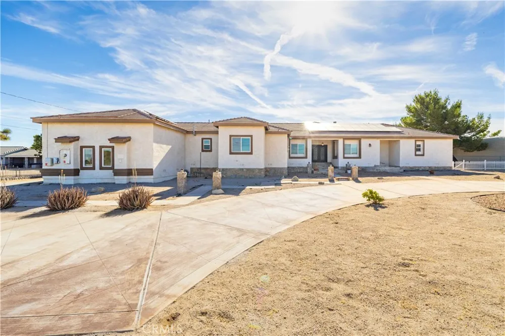42500 20th W Lancaster, CA 93534