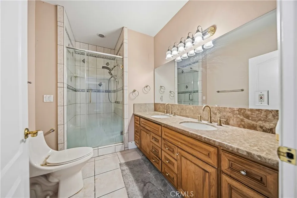 42500 20th W Lancaster, CA 93534